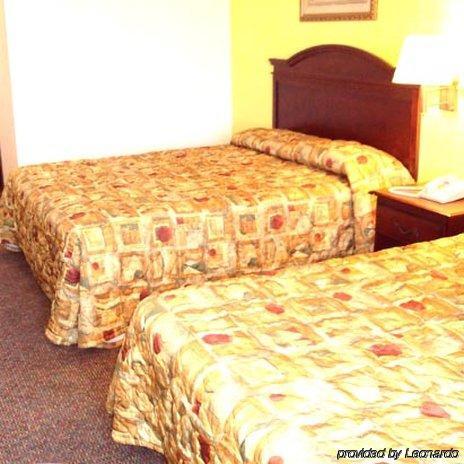 Tropicana Inn And Suites Даллас Номер фото